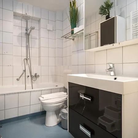 Am Apartment *